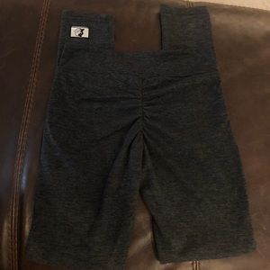 Celestial bodiez scrunch booty leggings